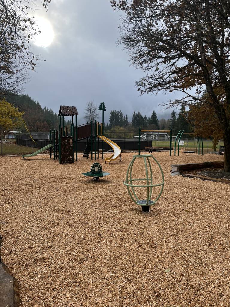 playground-installation-at-Elk-Falls-provincial-park-victoria-playco-4